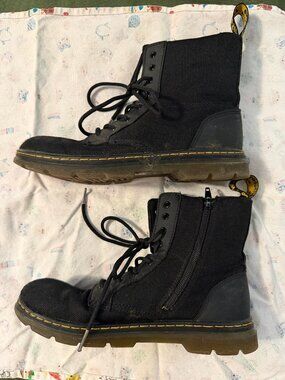 Dr. Martens Combs Y Boots Women's 7